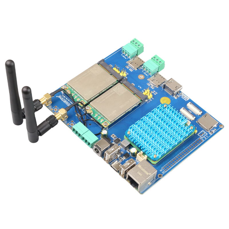 树莓派CM4_LoRa_4G扩展板 双LoRa无线模块 双4G LTE，SSD启动系统